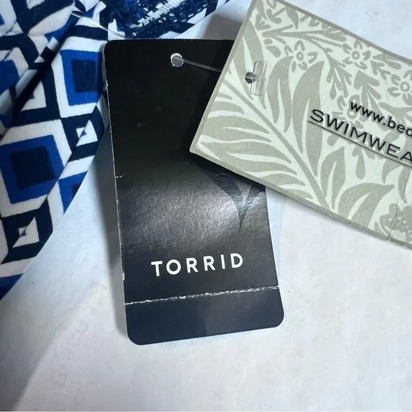 Beach House Women For Torrid Bikini Top New With Tag Size 18W Padded Tie Back A4 - Picture 9 of 11